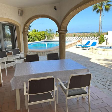Chalet En La Playa Con Piscina Privada - Holavivienda Inmobiliaria Denia Exteriér fotografie