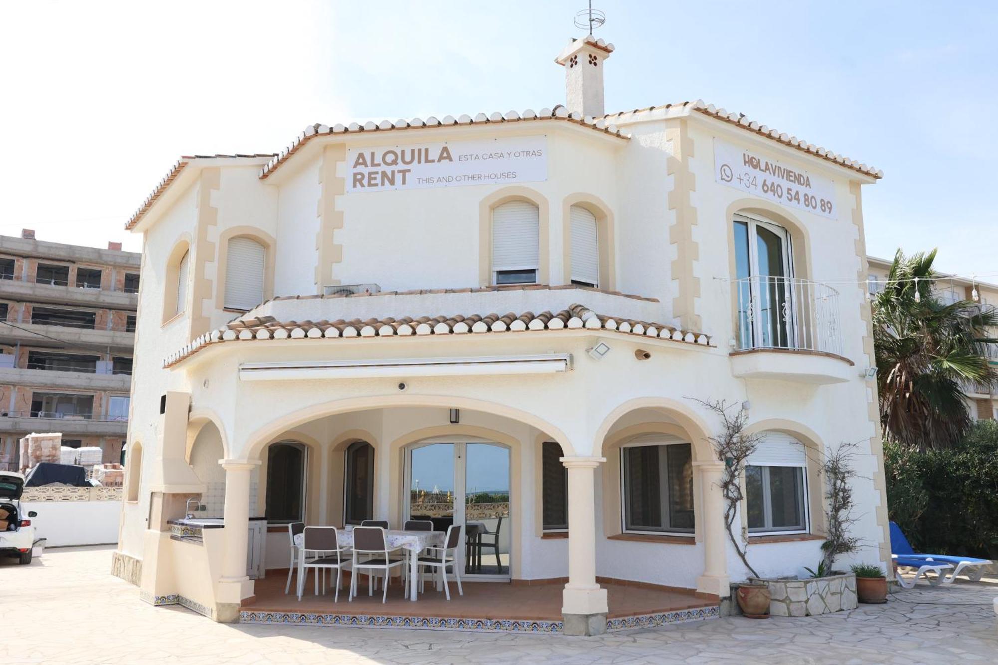Chalet En La Playa Con Piscina Privada - Holavivienda Inmobiliaria Denia Exteriér fotografie