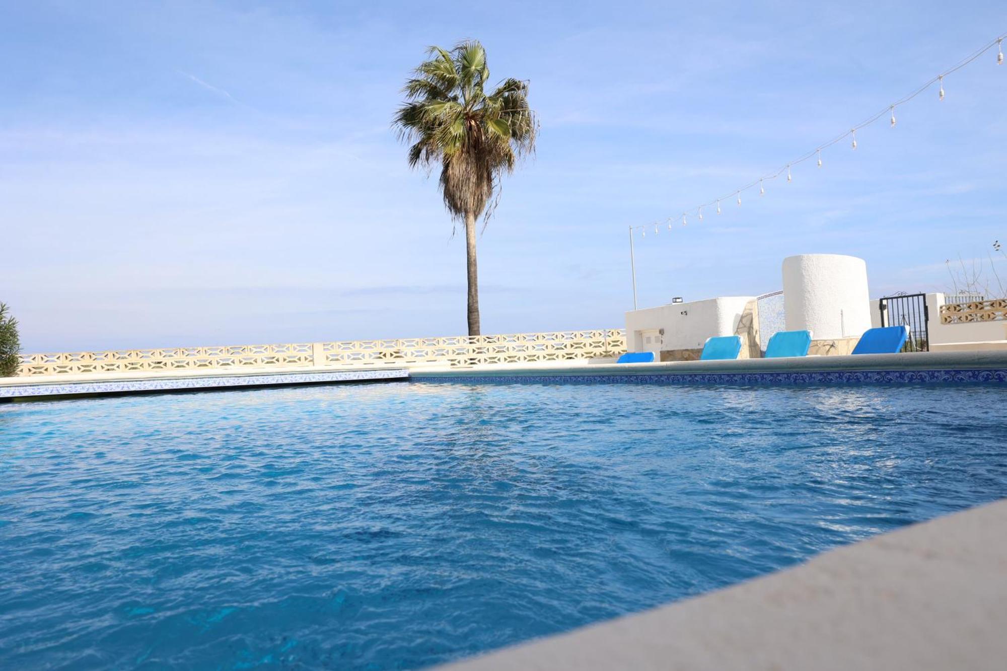Chalet En La Playa Con Piscina Privada - Holavivienda Inmobiliaria Denia Exteriér fotografie